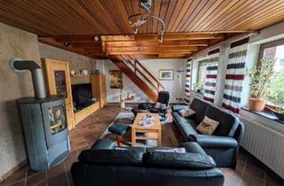 Wohnung kaufen in 52222 Stolberg, Stolberg (Rheinland) - Maisonette-Wohnung mit Galerie, Kaminofen & Dachterrasse | 91 m²