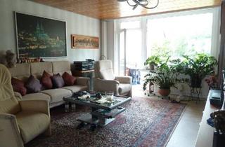 Wohnung kaufen in 50226 Frechen, Frechen - Provisionsfreie helle gepflegte Eigentumswohung 3 Zimmer, K, D, B