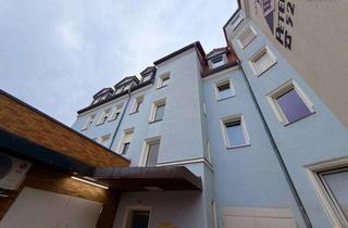 Wohnung kaufen in 90439 Sündersbühl, Dachgeschosswohnung mit Entwicklungspotenzial