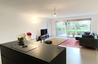 Wohnung kaufen in Lindenring 27, 60439 Niederursel, Rarität an den Niddawiesen mit eigenem großen Garten