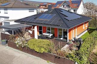 Wohnung kaufen in 61191 Rosbach, Ganzes Haus statt Wohnung – mit Garten und Garage