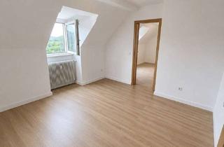 Wohnung kaufen in Ackerfeldstraße, 46145 Sterkrade-Mitte, Viel Platz für den Alltag: Modernisierte 4-Zimmer-Wohnung in Oberhausen