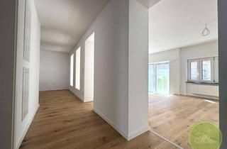 Wohnung kaufen in Gutenbergstrasse 23, 90766 Fürth, * DIE Maisonette-Wohnung * frisch saniert * ü. 130 qm * 4 Zi.* Balkon + Terrasse + Garten * Fürth *