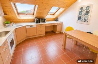 Wohnung kaufen in 73087 Bad Boll, Attraktive 3-Zimmer-Wohnung mit Dachterrasse, EBK und ausgebautem Dachboden
