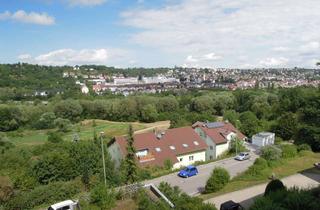 Wohnung kaufen in Mäurachsteige, 75181 Eutingen, 1-Zimmer-Wohnung mit unverbaubarer Aussicht, Aufzug und Stellplatz in Eutingen -Provisionsfrei-