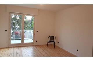 Wohnung mieten in Beuthener Straße 36, 55131 Oberstadt, Ungewöhnlich geschnittene 2-Zimmer-Wohnung mit Dachstudio und Balkon in Mainz