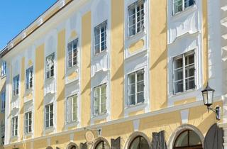 Wohnung mieten in Residenzplatz Große Messergasse, 94032 Altstadt, Residenzplatz Passau Repräsentative Räume mit Balkon und 3 Eingängen in herrschaftlichem Barockhaus