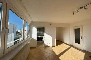 Wohnung mieten in Plievierpark 18, 81737 München, Helle 1-Zimmer Wohnung im 5. OG - Schwimmbad in der Wohnanlage