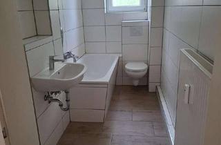 Wohnung mieten in Marxstr., 02782 Seifhennersdorf, EG ohne Prov.: 3-Raum-Whg., große Küche, Bad mit Fenster, Wanne und Dusche / auch ALG I/II möglich