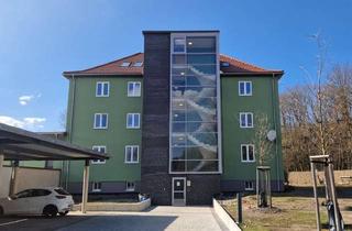 Wohnung mieten in 98693 Ilmenau, Erstbezug nach Sanierung - Schöne 2-Raum-Wohnung mit Balkon in idyllischer Lage!