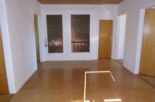 Wohnung mieten in Haller Straße 23, 74189 Weinsberg, Lebendig wohnen: 3-Zimmer-Dachgeschosswohnung in Weinsberg
