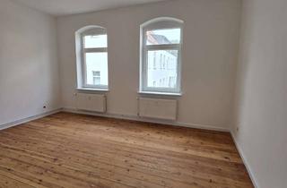 Wohnung mieten in Alte Ziegelei 13, 18059 Papendorf, Erstbezug nach Sanierung! 4-Zimmer-Wohnung mit Tageslichtduschbad