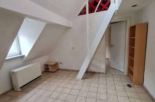 Wohnung mieten in Hirschstraße 24, 76133 Innenstadt-West, 2 ZKB- DG-Wohnung im Zentrum von Karlsruhe