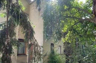 Haus kaufen in 58119 Hohenlimburg, 3-Fam.-Haus - Altbau mit hohen Decken - voll unterkellert - solide Substanz - komplett freiwerdend!