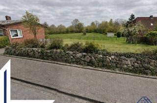 Grundstück zu kaufen in 24805 Hamdorf, Hinterlandbebauung in Hamdorf - Platz für ein großes Einfamilienhaus oder eine Doppelhaushälfte - Lütt Immobilien
