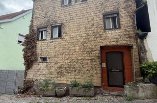 Einfamilienhaus kaufen in 74348 Lauffen, Sanierungsbedürftiges Einfamilienhaus *provisionsfrei*