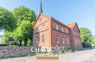 Einfamilienhaus kaufen in 31855 Aerzen, Teilsaniertes Einfamilienhaus mit Garten und ELW - Einzigartiges Wohnen an der Kirche, Groß Berkel!