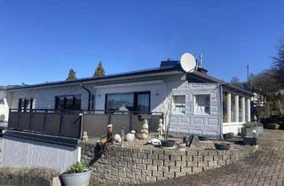 Haus kaufen in 57413 Finnentrop, / Bungalow mit tollem Grundstück!