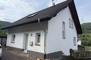 Einfamilienhaus kaufen in Bredde 22, 57368 Lennestadt, Solides Einfamilienhaus in Lennestadt-Meggen (Bredde)