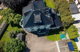 Villa kaufen in 04229 Schleußig, Exklusive Gründerzeit Villa in Schleußig mit flexiblen Nutzungsmöglichkeiten am Clara-Zetkin-Park