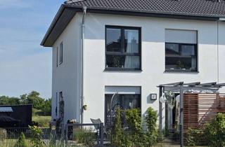 Haus mieten in Rehberge 27, 39175 Biederitz, Neuwertige Doppelhaushälfte mit Garten, Wärmepumpe und zwei Stellplätzen in Biederitz