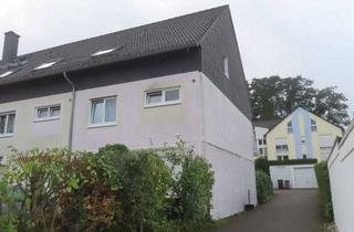 Anlageobjekt in 65232 Taunusstein, Solides Mehrfamiliehaus im Reihenhauscharakter