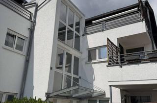 Wohnung kaufen in Wasserrolle 9A, 65201 Schierstein, Schiersteiner Hafen vor der Tür | Helle 3 Zi. DG-Wohnung mit Balkon & Stellplatz