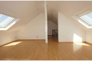 Wohnung kaufen in 50737 Weidenpesch, Schöne Dachgeschoss-Maisonettewohnung in ruhiger Lage