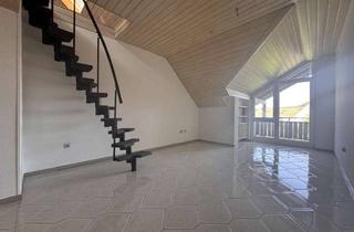 Wohnung kaufen in Maulacher Str. 17, 74564 Crailsheim, Dachgeschosswohnung mit Studioausbau in ruhiger Lage von Crailsheim-Roßfeld
