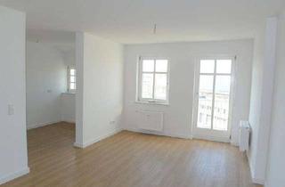 Wohnung mieten in Berliner Straße 62, 04105 Zentrum-Nord, Ab August 2026: Hübsche 2-Zimmer-Dachwohnung mit halboffener Küche, Mini-Dachterrasse und Dusche