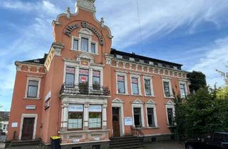 Wohnung mieten in 66839 Schmelz, SCHMELZ : Schöne 3 ZKB - Dachgeschosswohnung im historischen = ALTEN RATHAUS = !