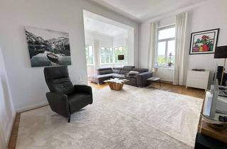 Wohnung mieten in 96450 Coburg, Repräsentative Altbauwohnung in Stadtvilla mit Wintergarten und Balkon - Hohe Straße