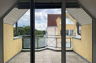 Wohnung mieten in Röntgenstraße 41, 08529 Reusa, Charmante 2-Raum-Dachgeschosswohnung mit Fahrstuhl, Balkon und Weitblick