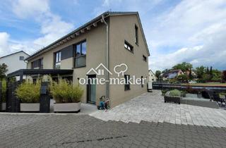Doppelhaushälfte kaufen in 90584 Allersberg, Hochwertige Doppelhaushälfte in zentraler Lage von Allersberg