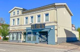 Haus kaufen in 24392 Süderbrarup, Investitionsobjekt- zentral im Ort- 2 Wohnungen- 2 Gewerbeeinheiten