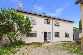Haus kaufen in 72660 Beuren, Zwei Häuser - EIN Preis - 498.500,00 € - Qm Preis 1.850 € - Wohnen und / oder Kapitalanlage