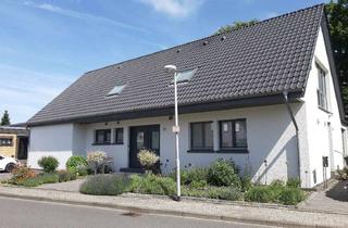 Haus mieten in 47638 Straelen, Wohnen mit Charakter: Großzügige Doppelhaushälfte in Straelen