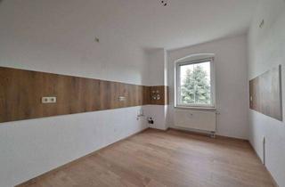 Wohnung mieten in Uferstraße 19b, 09557 Flöha, Großzügige 4-Raum-Wohnung mit Tageslichtbad & Außenstellplatz in ruhiger Lage von Flöha