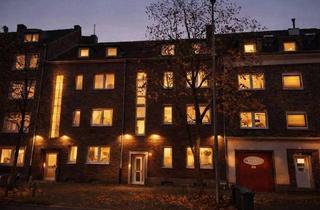 Mehrfamilienhaus kaufen in 41462 Neuss, Neuss - NEUSS-FURTH: 4 FAMILIENHAUS IN ZENTRALER LAGE MIT MÖGLICHER EIGENTÜMERWOHNUNG