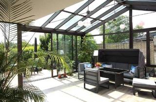 Haus kaufen in Kirchstrasse 114, 47495 Rheinberg, Rheinberg - Zweifamilienhaus mit warmen Wintergarten und großem Grundstück 1399 m²