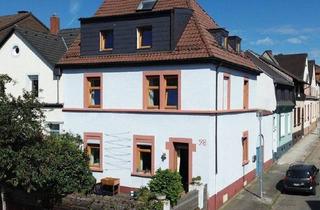 Einfamilienhaus kaufen in 67659 Kaiserslautern, Kaiserslautern - KL-Kotten - Attraktives Zweifamilienhaus mit Garten