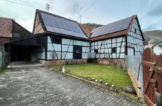 Einfamilienhaus kaufen in 97907 Hasloch, Hasloch - Kleines Einfamilienhaus mit Scheune, Garten und Photovoltaik