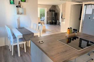 Haus kaufen in 56459 Langenhahn, Langenhahn - Vermietetes Zweifamilienhaus in Ailertchen - Kapitalanlage