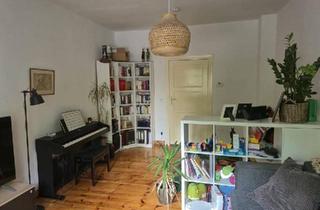 Wohnung kaufen in 13055 Berlin, Berlin - Helle und gepflegte 2-Zi-Altbauwohnung in Alt-Hohenschönhausen