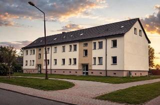 Wohnung kaufen in 17326 Brüssow, Brüssow - Modernisierte Eigentumswohnung mit Garage und Garten | Bagemühl