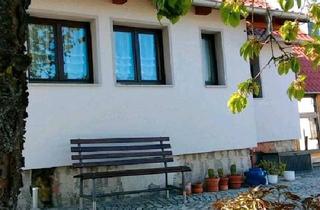 Einfamilienhaus kaufen in 98630 Römhild, Römhild - Freistehendes Einfamilienhaus mit Garten für die kleine Familie