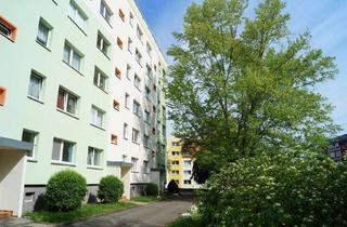 Wohnung mieten in Julius-Fucik-Straße 15, 07381 Pößneck, 4-Raum-Wohnung mit Balkon in Pößneck-Ost