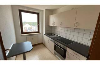 Wohnung mieten in Bahnhofstr. 38a, 08412 Werdau, Werdau-Süd, 3-Zi.-Dachgeschoss-Whg.mit Einbauküche