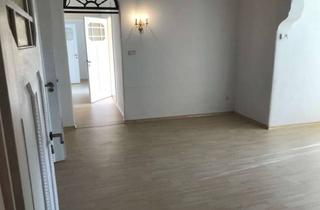 Wohnung mieten in August-Bebel-Str. 60, 08412 Werdau, Werdau-Zentrum, sehr großzügige 4-Zimmer-Whg. m. Wintergarten