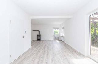 Wohnung mieten in 27432 Alfstedt, Teilmodernisierte 4-Zimmer-Wohnung mit Garten, Kamin und großzügiger Nutzfläche